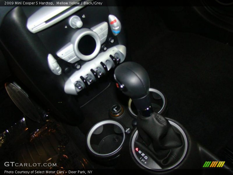 Mellow Yellow / Black/Grey 2009 Mini Cooper S Hardtop