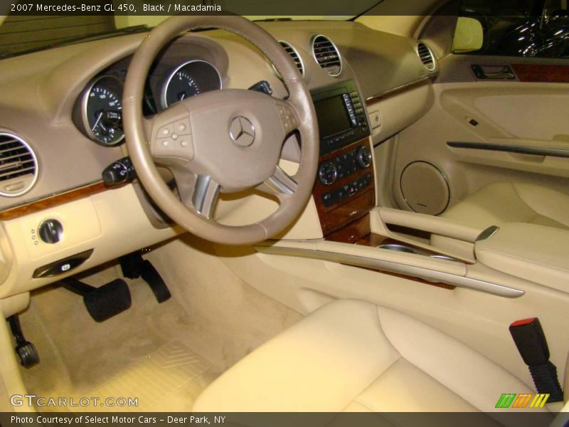 Black / Macadamia 2007 Mercedes-Benz GL 450