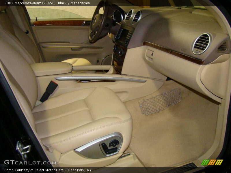 Black / Macadamia 2007 Mercedes-Benz GL 450