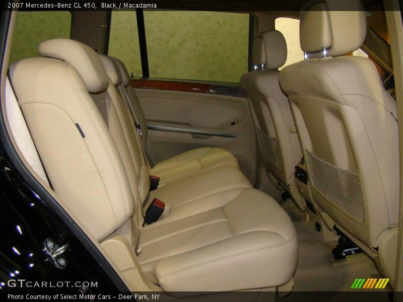 Black / Macadamia 2007 Mercedes-Benz GL 450