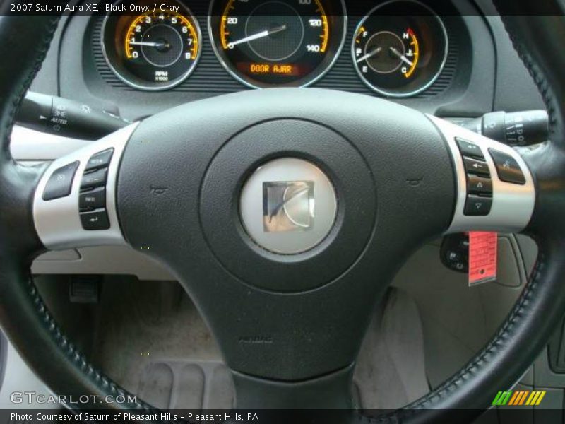 Black Onyx / Gray 2007 Saturn Aura XE