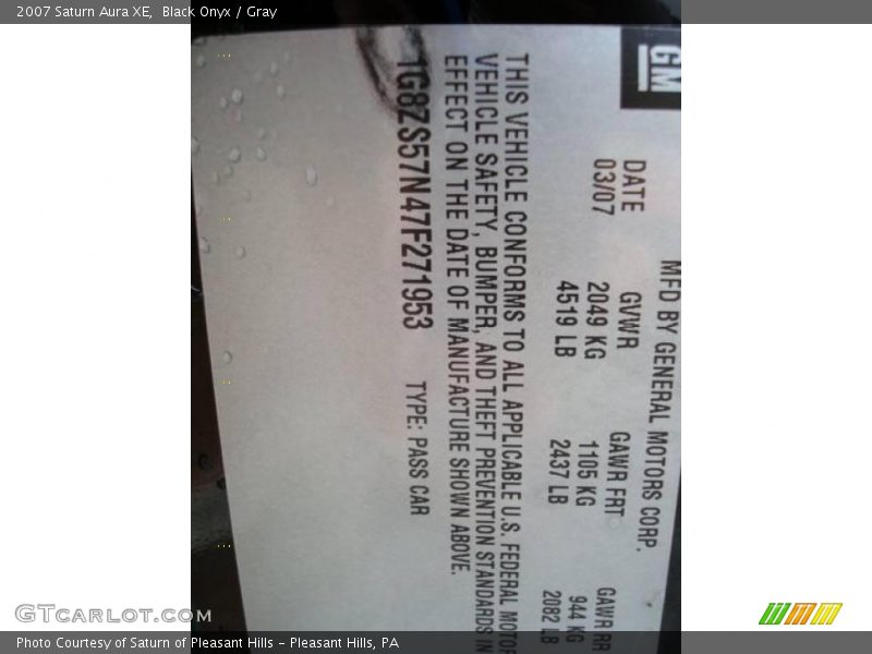 Black Onyx / Gray 2007 Saturn Aura XE
