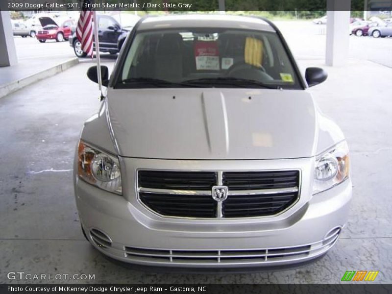Bright Silver Metallic / Dark Slate Gray 2009 Dodge Caliber SXT