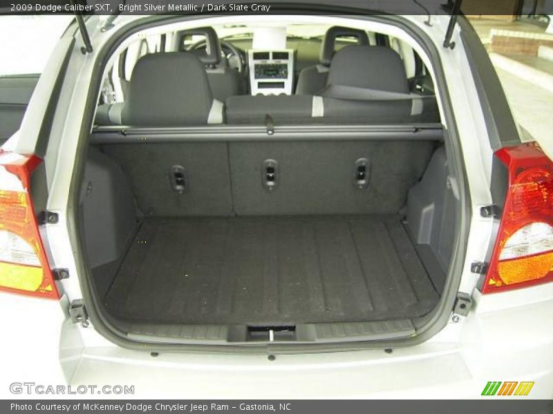 Bright Silver Metallic / Dark Slate Gray 2009 Dodge Caliber SXT