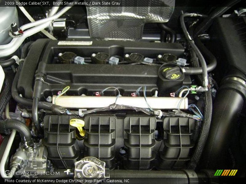 Bright Silver Metallic / Dark Slate Gray 2009 Dodge Caliber SXT
