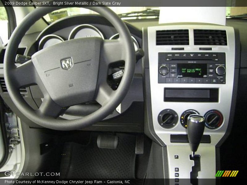 Bright Silver Metallic / Dark Slate Gray 2009 Dodge Caliber SXT