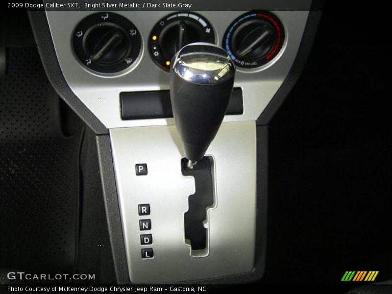 Bright Silver Metallic / Dark Slate Gray 2009 Dodge Caliber SXT
