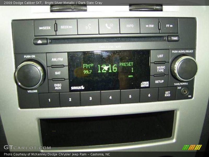 Bright Silver Metallic / Dark Slate Gray 2009 Dodge Caliber SXT