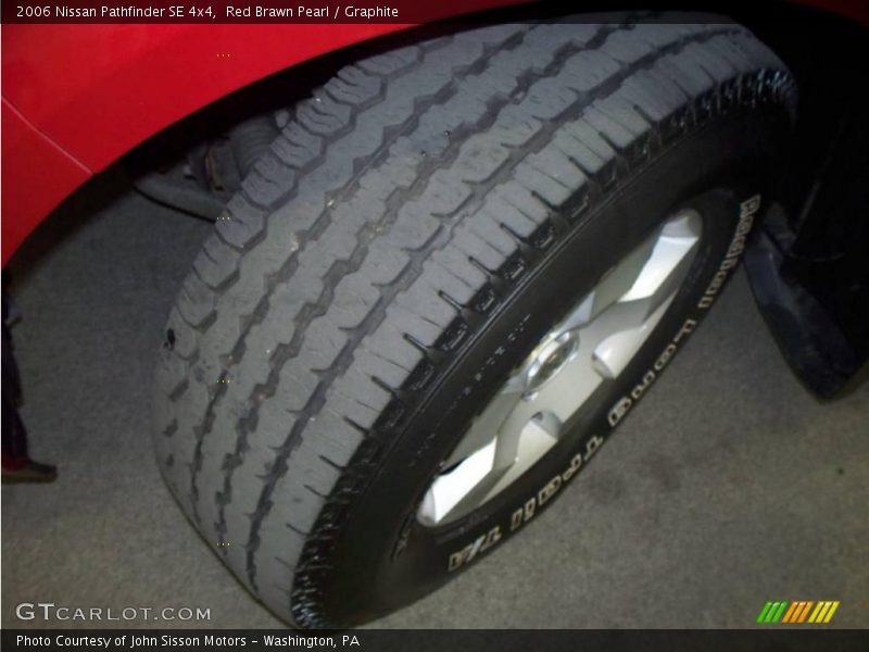 Red Brawn Pearl / Graphite 2006 Nissan Pathfinder SE 4x4