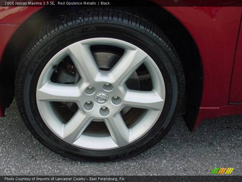 Red Opulence Metallic / Black 2006 Nissan Maxima 3.5 SE