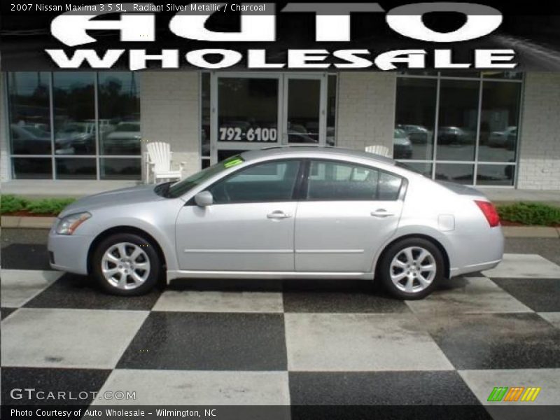 Radiant Silver Metallic / Charcoal 2007 Nissan Maxima 3.5 SL