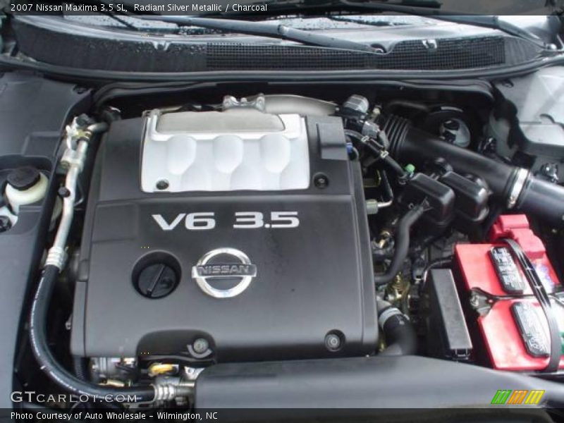 Radiant Silver Metallic / Charcoal 2007 Nissan Maxima 3.5 SL