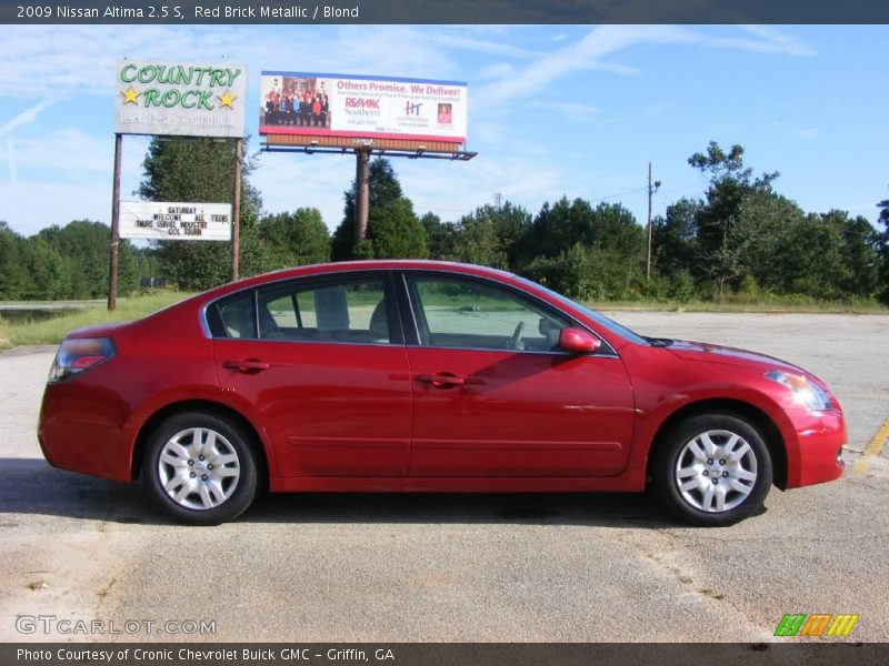 Red Brick Metallic / Blond 2009 Nissan Altima 2.5 S