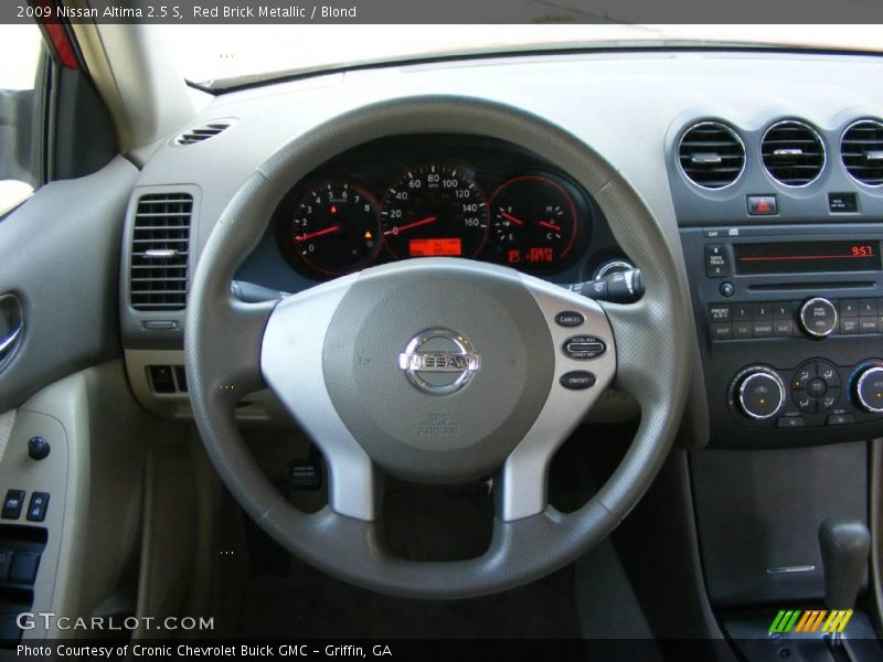 Red Brick Metallic / Blond 2009 Nissan Altima 2.5 S