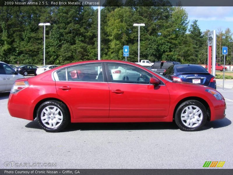 Red Brick Metallic / Charcoal 2009 Nissan Altima 2.5 S
