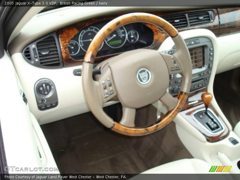 British Racing Green / Ivory 2005 Jaguar X-Type 3.0 VDP