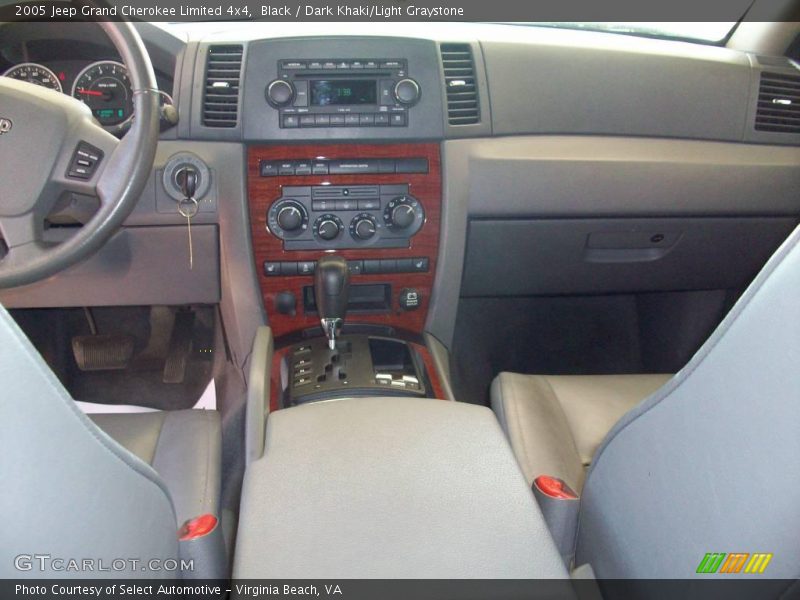 Black / Dark Khaki/Light Graystone 2005 Jeep Grand Cherokee Limited 4x4