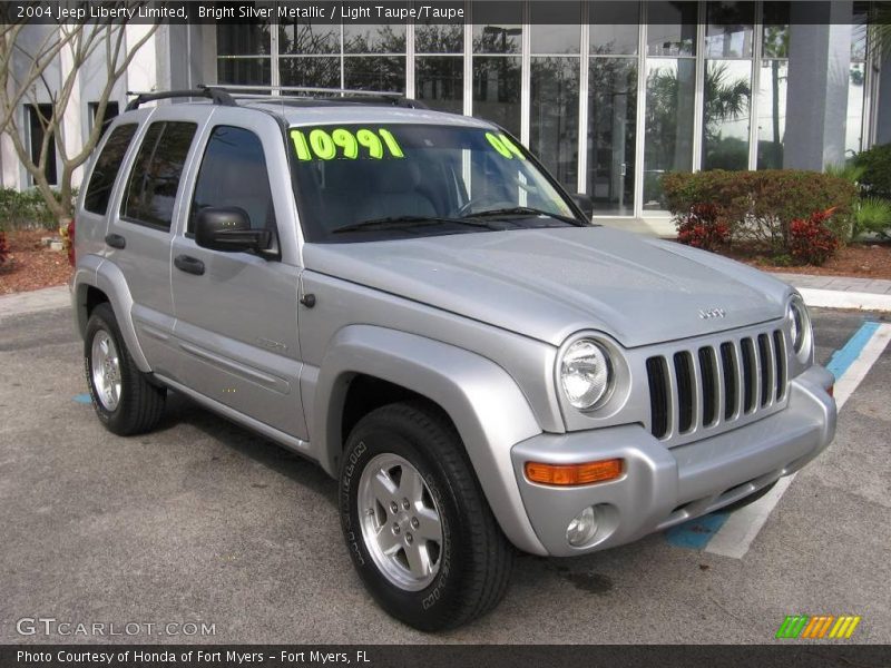 Bright Silver Metallic / Light Taupe/Taupe 2004 Jeep Liberty Limited