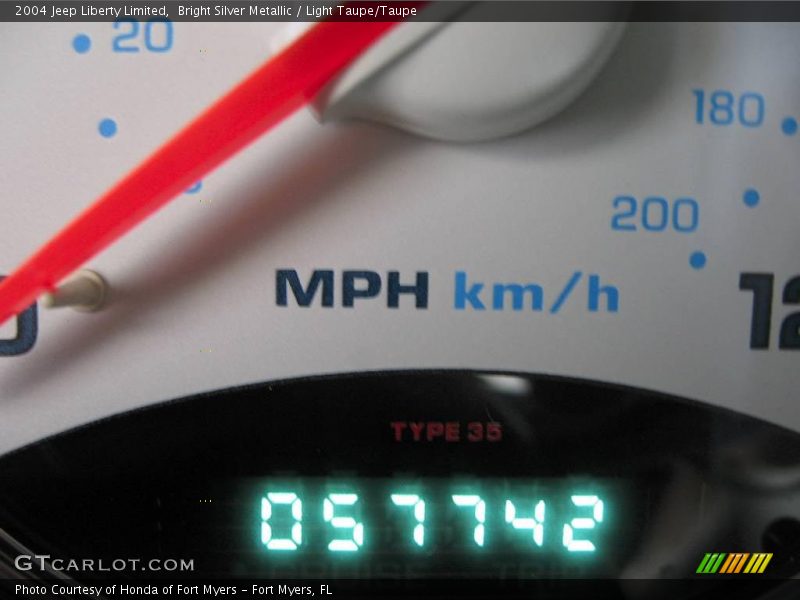 Bright Silver Metallic / Light Taupe/Taupe 2004 Jeep Liberty Limited