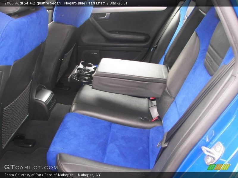 Nogaro Blue Pearl Effect / Black/Blue 2005 Audi S4 4.2 quattro Sedan