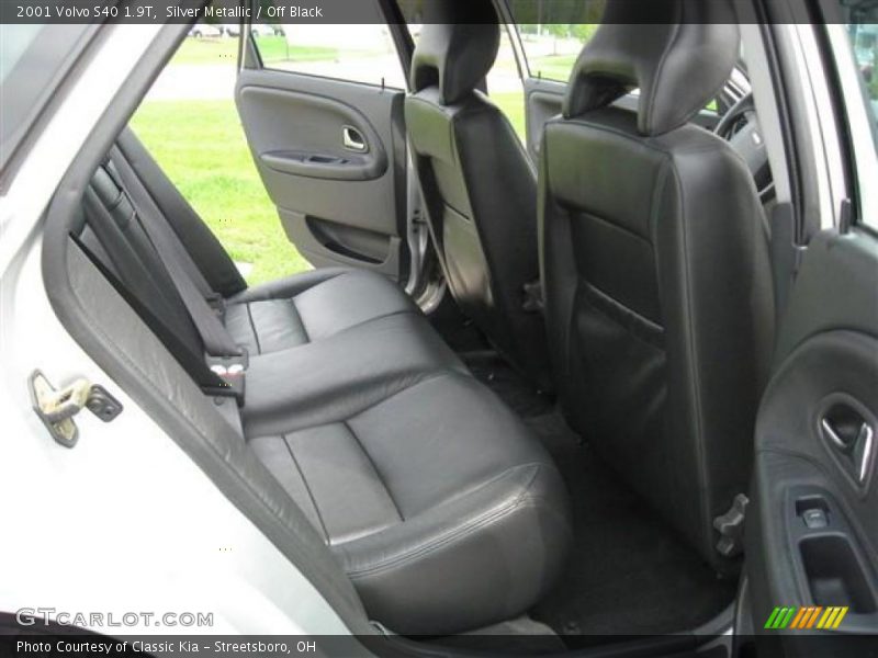 Silver Metallic / Off Black 2001 Volvo S40 1.9T