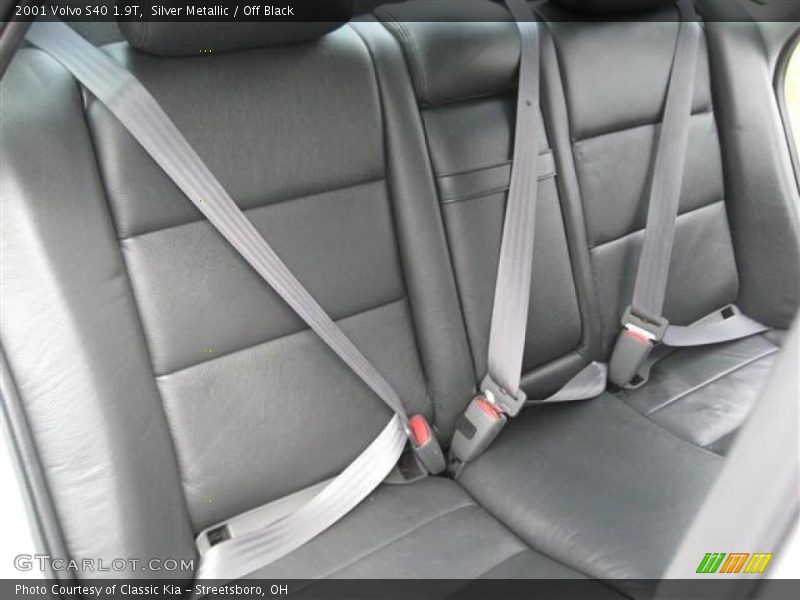 Silver Metallic / Off Black 2001 Volvo S40 1.9T