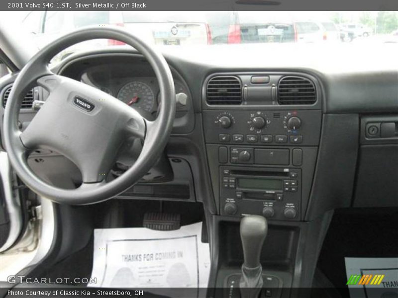 Silver Metallic / Off Black 2001 Volvo S40 1.9T