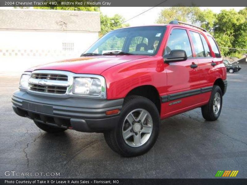 Wildfire Red / Medium Gray 2004 Chevrolet Tracker 4WD