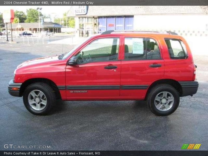 Wildfire Red / Medium Gray 2004 Chevrolet Tracker 4WD