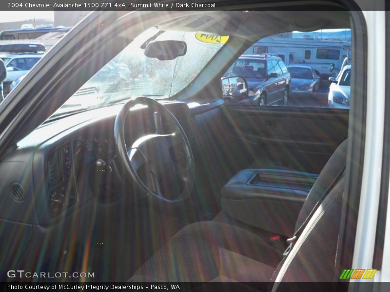Summit White / Dark Charcoal 2004 Chevrolet Avalanche 1500 Z71 4x4