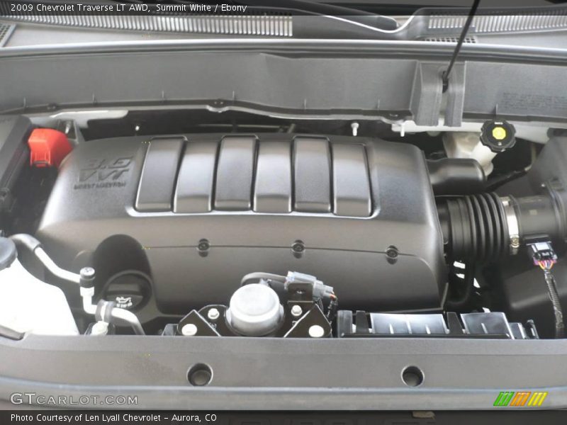 Summit White / Ebony 2009 Chevrolet Traverse LT AWD