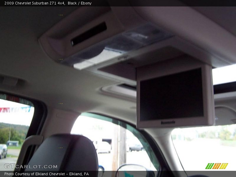 Black / Ebony 2009 Chevrolet Suburban Z71 4x4