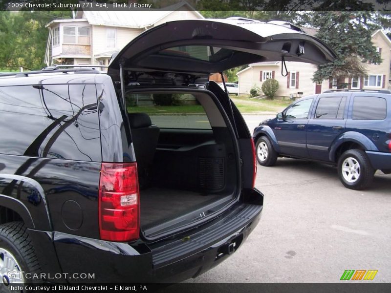 Black / Ebony 2009 Chevrolet Suburban Z71 4x4