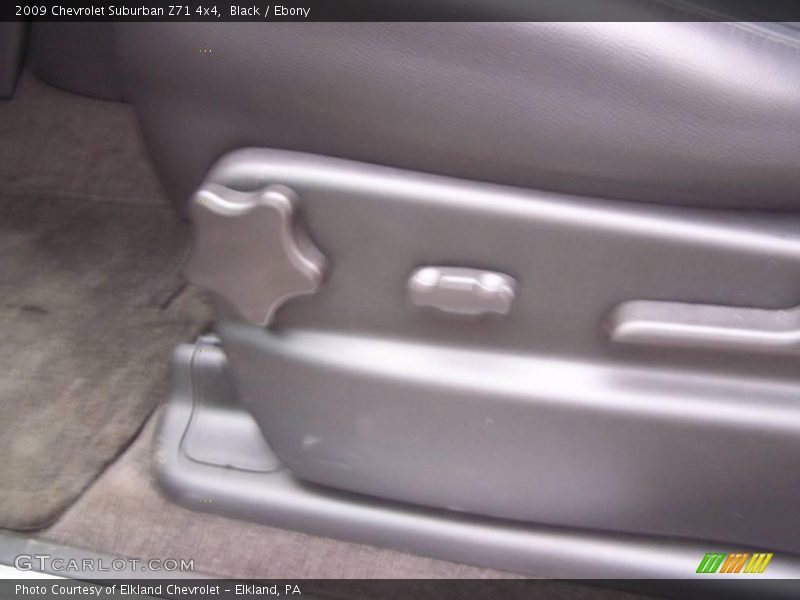 Black / Ebony 2009 Chevrolet Suburban Z71 4x4