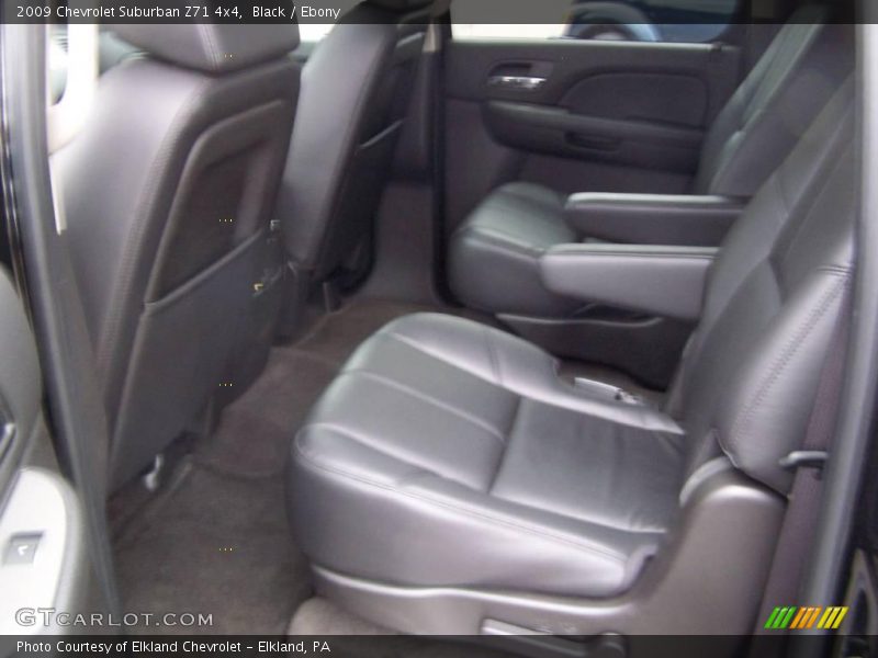 Black / Ebony 2009 Chevrolet Suburban Z71 4x4