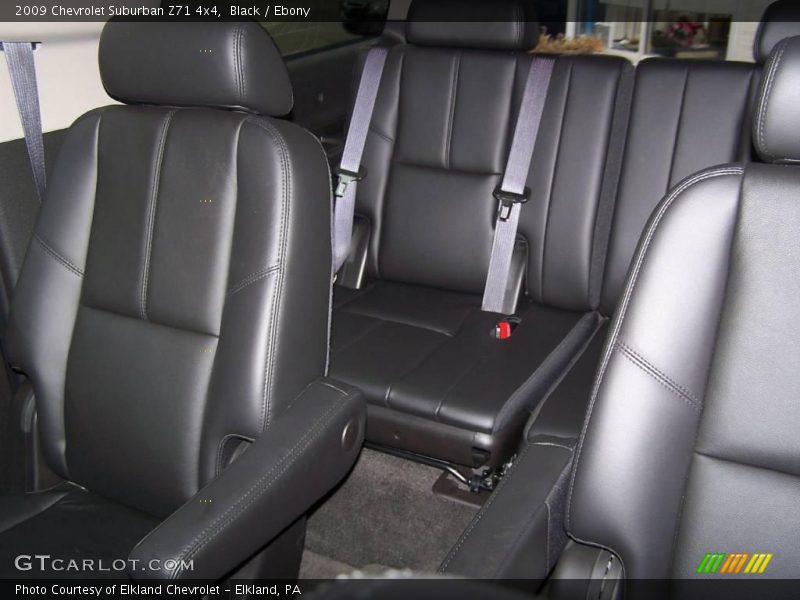 Black / Ebony 2009 Chevrolet Suburban Z71 4x4