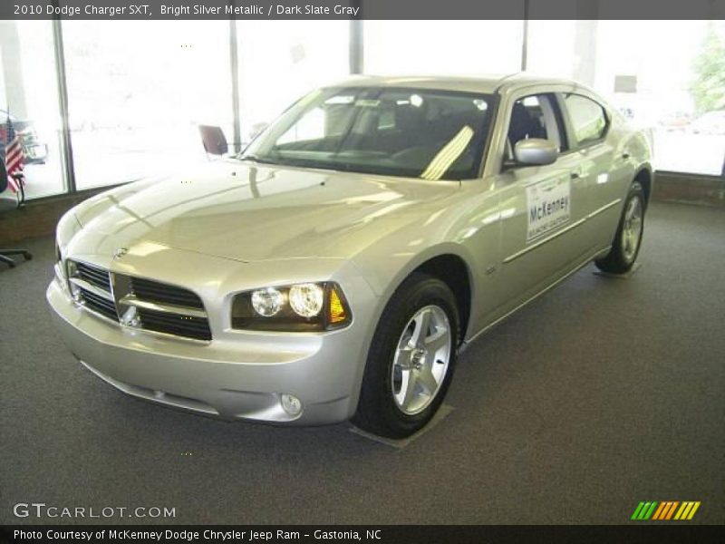 Bright Silver Metallic / Dark Slate Gray 2010 Dodge Charger SXT
