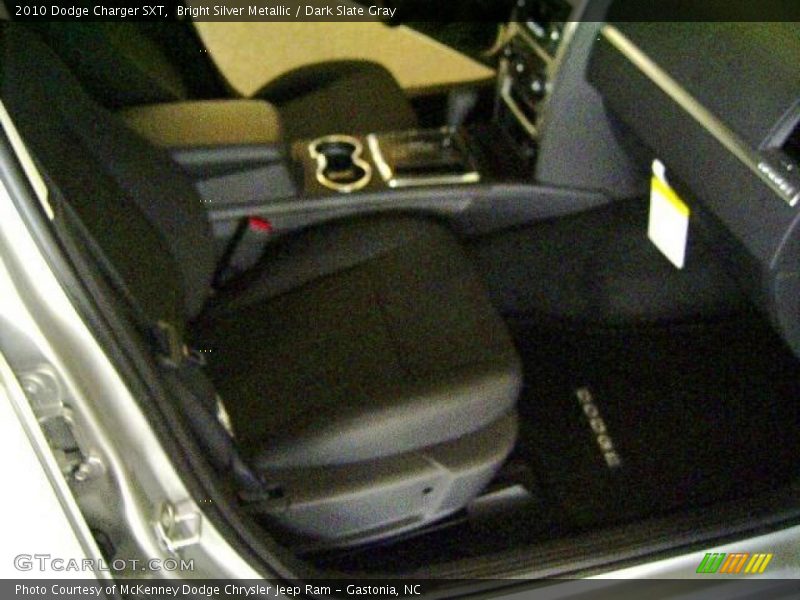 Bright Silver Metallic / Dark Slate Gray 2010 Dodge Charger SXT