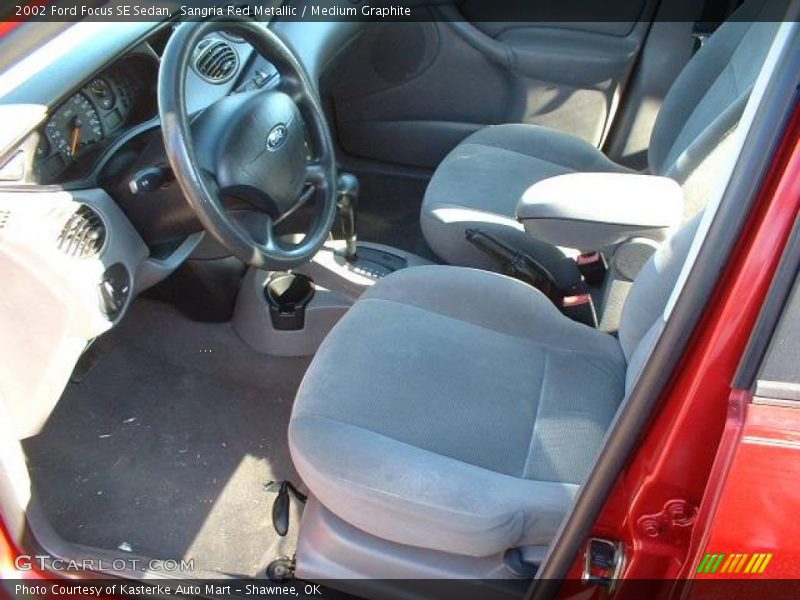 Sangria Red Metallic / Medium Graphite 2002 Ford Focus SE Sedan