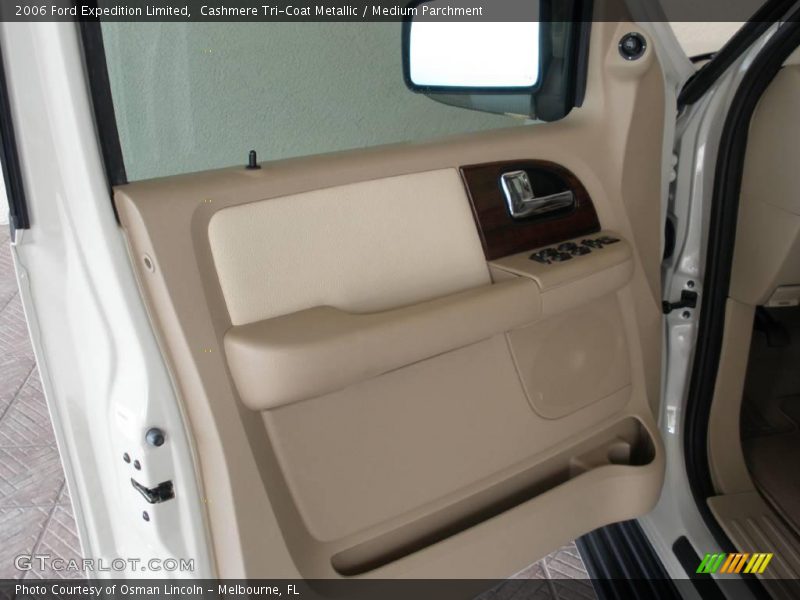Cashmere Tri-Coat Metallic / Medium Parchment 2006 Ford Expedition Limited