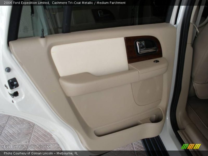 Cashmere Tri-Coat Metallic / Medium Parchment 2006 Ford Expedition Limited