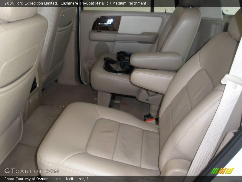 Cashmere Tri-Coat Metallic / Medium Parchment 2006 Ford Expedition Limited