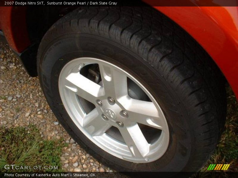 Sunburst Orange Pearl / Dark Slate Gray 2007 Dodge Nitro SXT