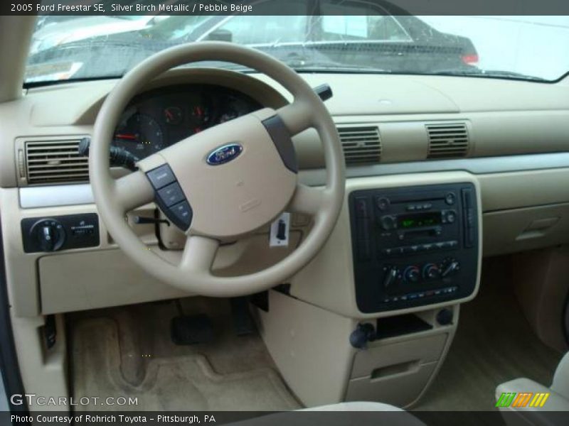 Silver Birch Metallic / Pebble Beige 2005 Ford Freestar SE