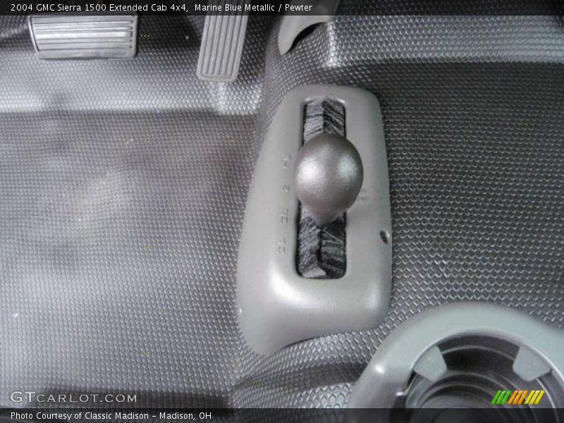 Marine Blue Metallic / Pewter 2004 GMC Sierra 1500 Extended Cab 4x4