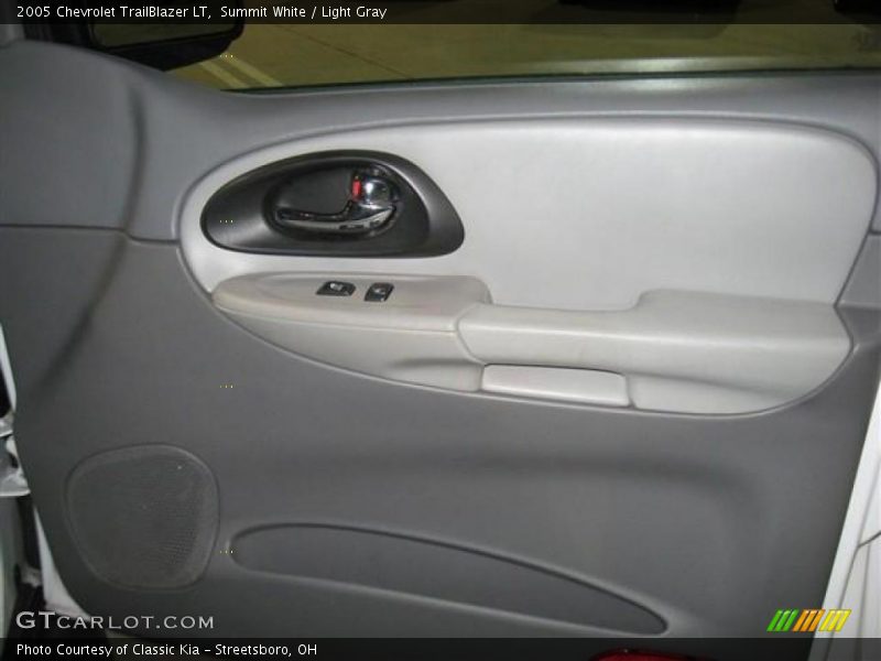 Summit White / Light Gray 2005 Chevrolet TrailBlazer LT
