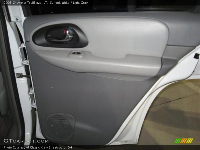 Summit White / Light Gray 2005 Chevrolet TrailBlazer LT