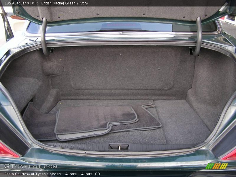 British Racing Green / Ivory 1999 Jaguar XJ XJR