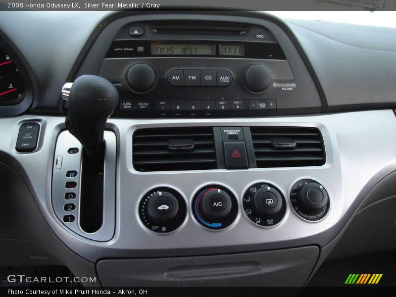 Silver Pearl Metallic / Gray 2008 Honda Odyssey LX