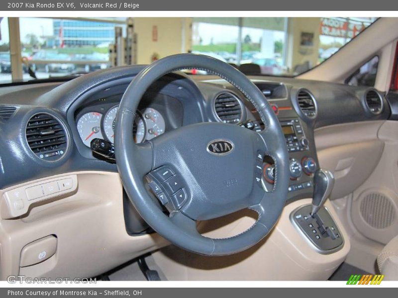 Volcanic Red / Beige 2007 Kia Rondo EX V6